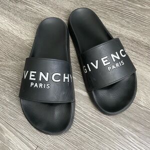 Givenchy Pool Slides